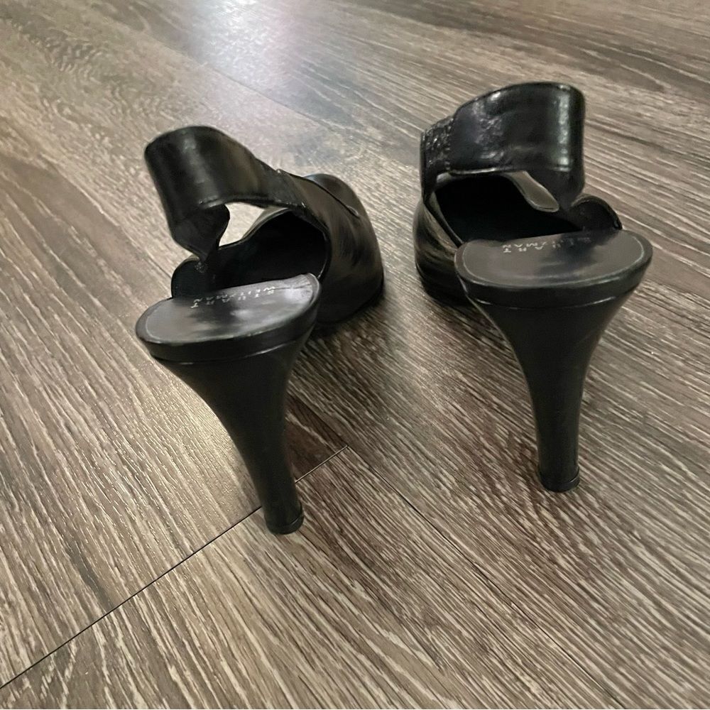Stuart Weitzman sling back leather heel - Picture 6 of 9